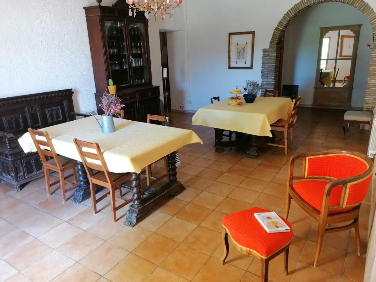 Maset Del Garraf Guest House Olesa de Bonesvalls Exterior foto